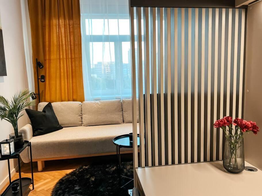 Central Getaway Studio Братислава Екстер'єр фото