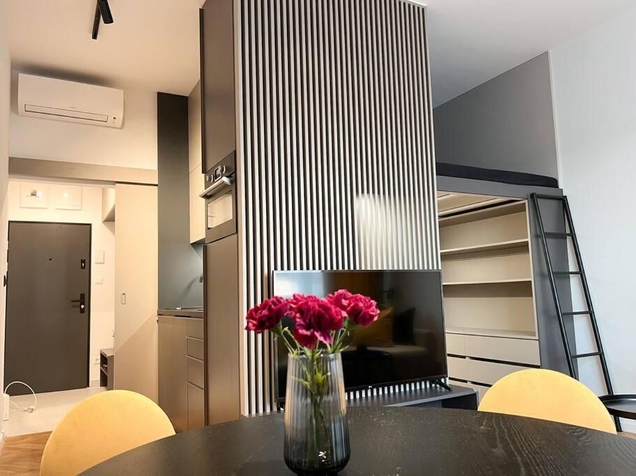 Central Getaway Studio Братислава Екстер'єр фото